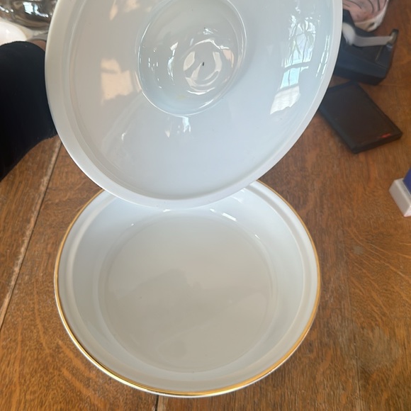 Royal Worcester Eversham hot and cold / bake and serve covered dish. - Picture 5 of 7